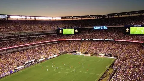 国青险错失世青赛回归良机，刘诚宇点球失误，王钰栋沙特战留遗憾